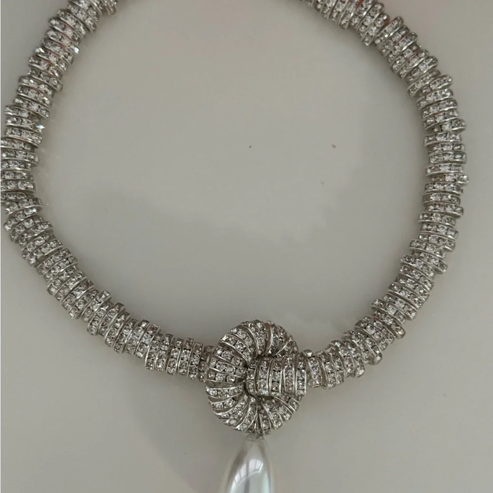 Julietta Pearl Drop Necklace - Picture 3 of 6